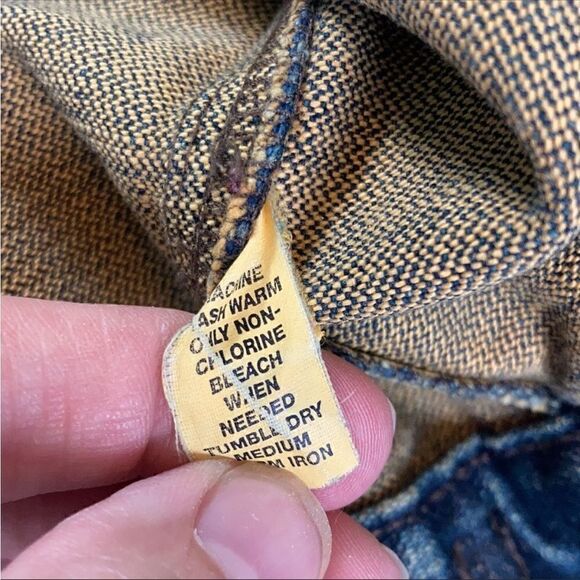 Gap Classic Denim Jean Jacket - Picture 11 of 11